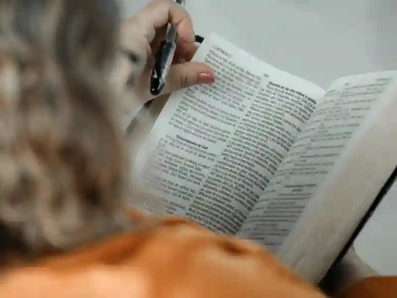 Lady reading a scripture 2